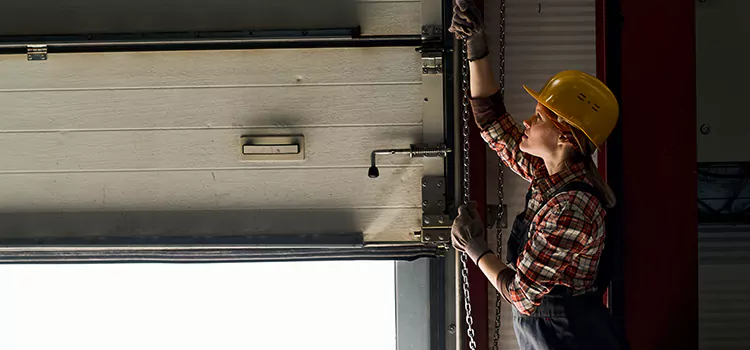Addressing Common Garage Door Stoppage Issues in Yorkville, IL